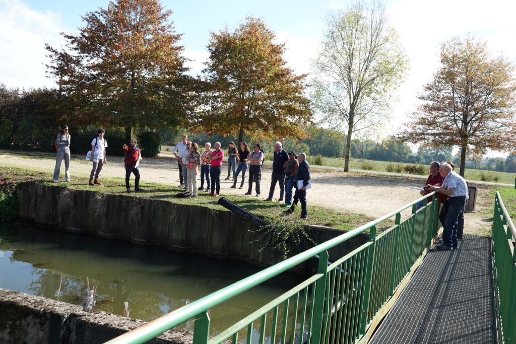Arrêt à St Julien sur Reyssouze - présentation de la vanne